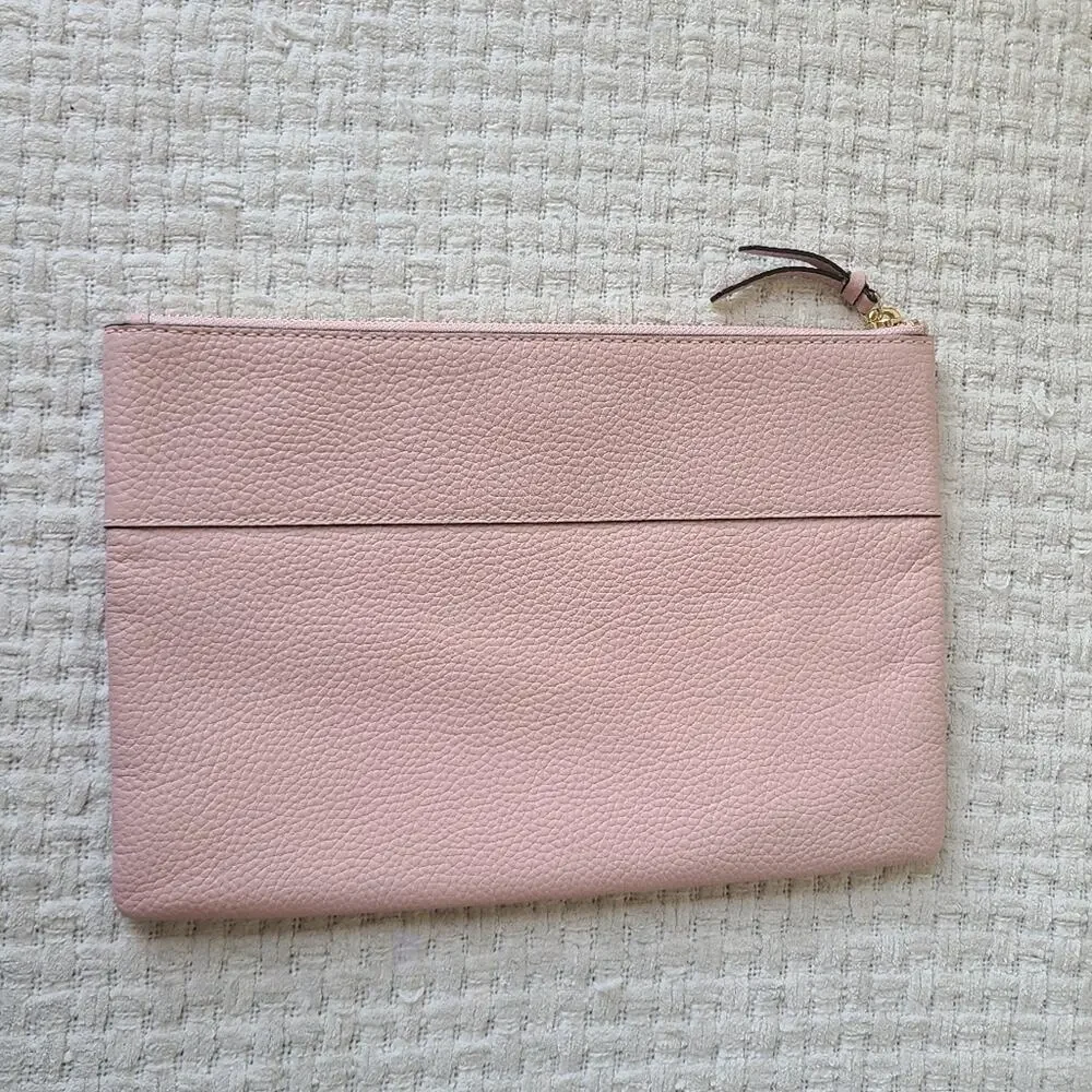 Kate Spade Blush Pink Grained Leather Cluth